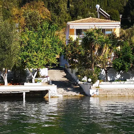 Geni Bay Appartement *
