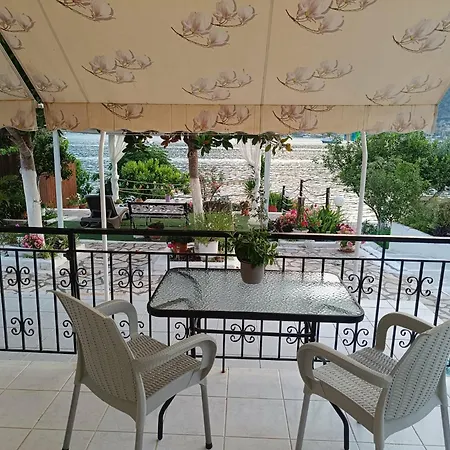 Geni Bay Apartament Yénion